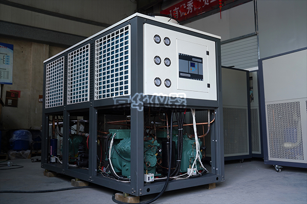 超低溫循環(huán)冷卻器壓縮機(jī)的冷凍油該如何正確更換 超低溫循環(huán)冷卻器壓縮機(jī)的冷凍油該如何正確更換