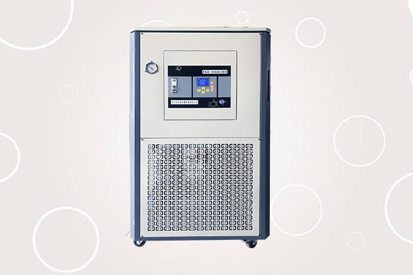 高低溫循環(huán)泵在更換導(dǎo)熱油的時候需要先了解那些事項 高低溫循環(huán)泵在更換導(dǎo)熱油的時候需要先了解那些事項